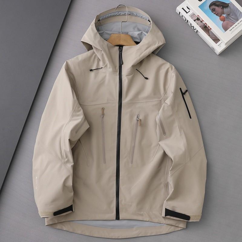 Alpha 7 SV Outdoor Waterproof Hardshell