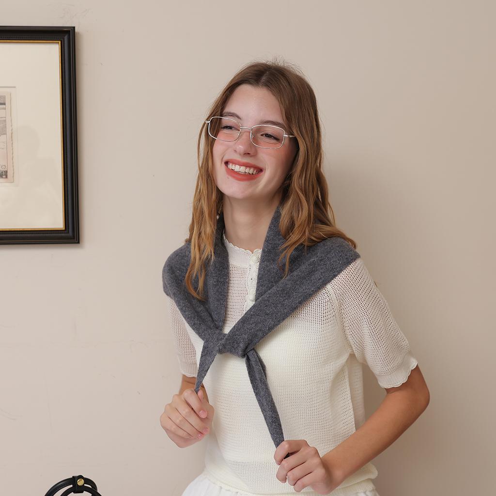 A Solid Color Wool Knitted Triangle Scarf for Women, Can Be Worn as a Fake Collar, Decorative Scarf for Air-Conditioned Rooms, Fashionable Shawl