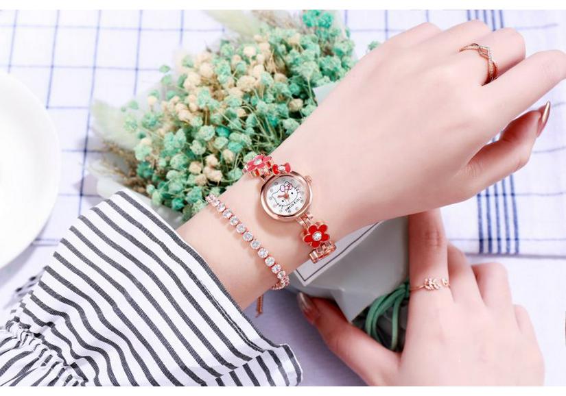 Popular Children's Cartoon Cat Watch for Girls - Cute Claw Design
