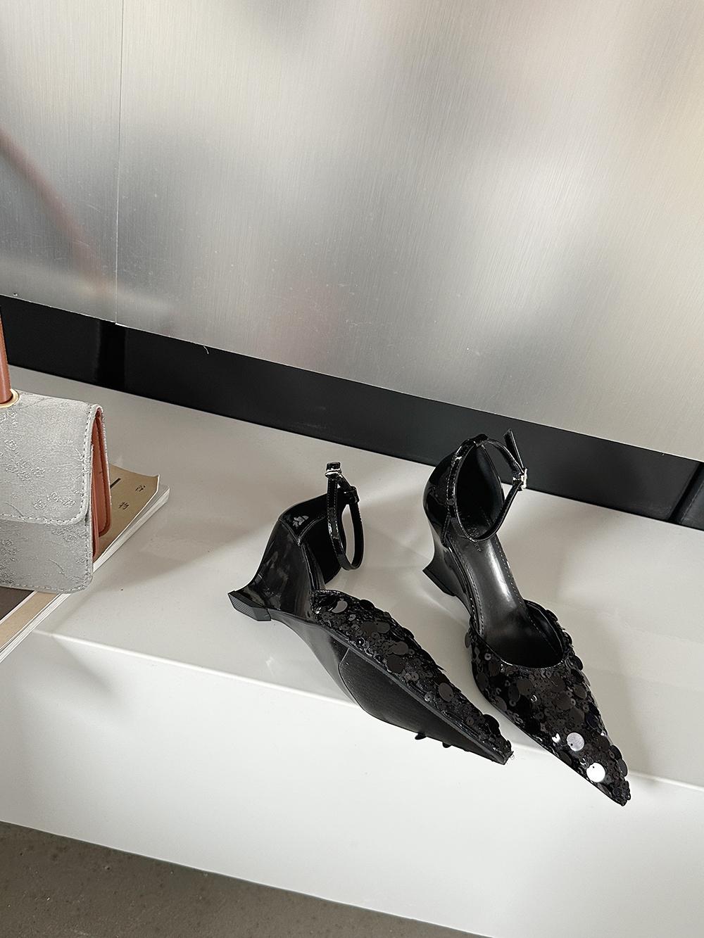 

fashion Shining Women Sandals Sequined Cloth Fashion Dress Shoes Wedge High Heels Ankle Strap Summer Party Pumps Black Gold Silver 35-39 7.5 чорний