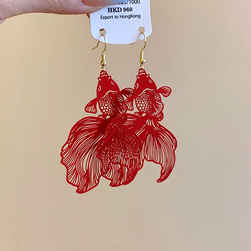 

Chinese style spray paint big tail koi fish ear hook new Chinese style fashion exaggerated earrings personalized new retro earrings women