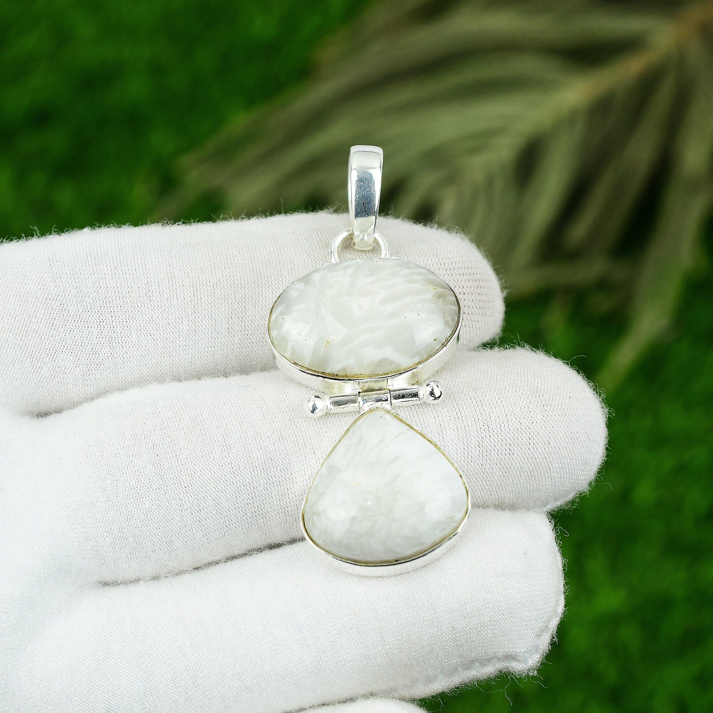 

Sterling Silver Oval Crown Chakra Scolecite Stone Handcrafted Ethnic New Pendant