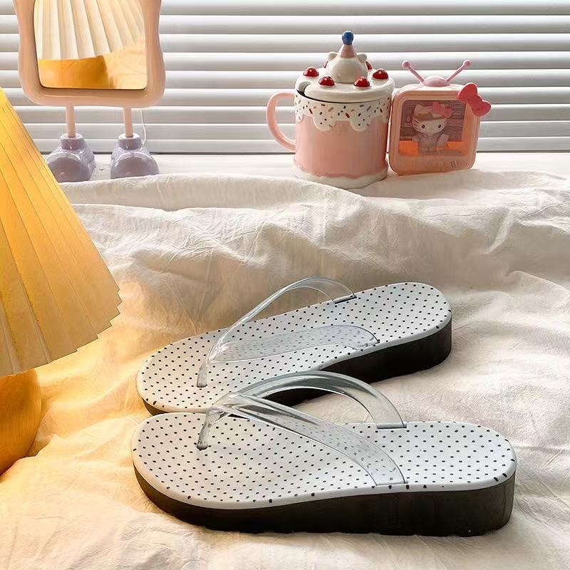 Women's Wedge Shoes 2025 Summer New Leopard Outdoor Breathable Flip Flops Comfortable Non Slip Soft Sole Beach Flats