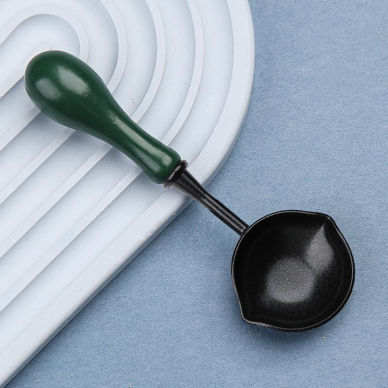 Sealing Wax Non-Stick Spoon Anti-Hot Wood Handle Retro Wax Stamping Spoons Fire Paint Melting Firing Stamp Metal Tool