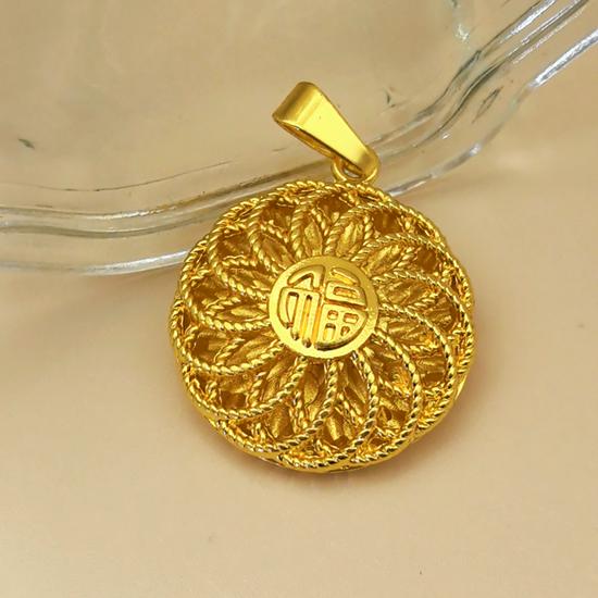 Gold Plated Heart Pendant Necklace – Women s Fashion Hot Item on Xiaohongshu