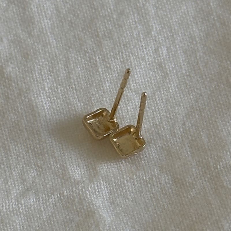 Faye 14k Cube Earrings