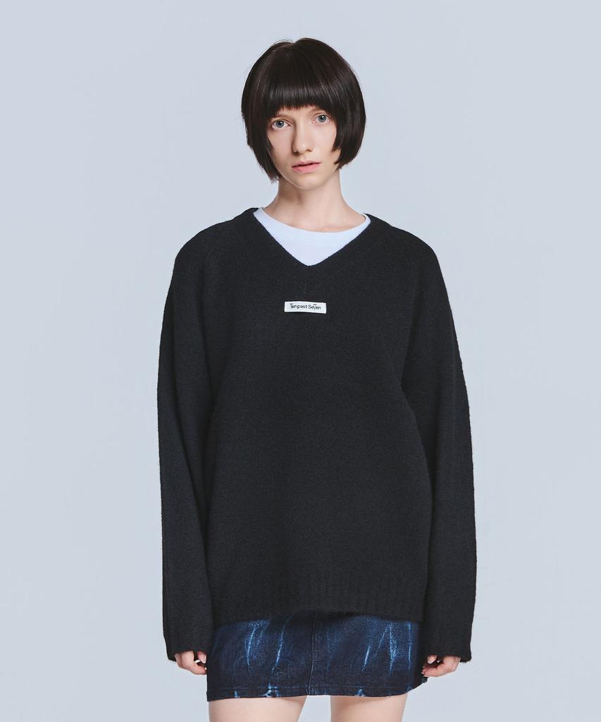 TEN PAST SEVEN Basic Label Knit - Black