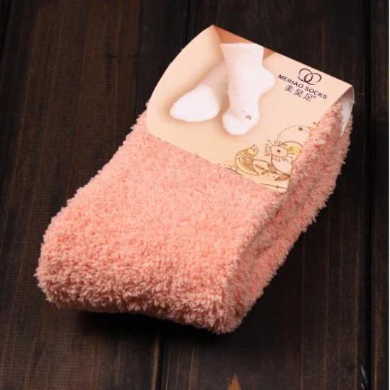 Women's Bed Socks Pure Color Fluffy Warm Winter Christmas Gift Soft Floor Home Candy Color Coral FLeece Velvet Socks Dropship