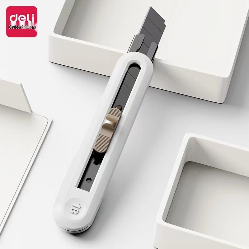 Универсальный нож Deli Nusign 18 мм