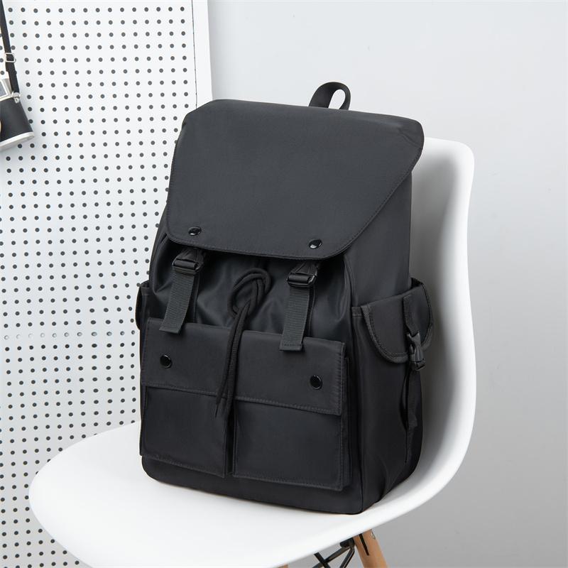 Largecapacity men's backpack with adjustable shoulder straps,suitable for high school and daily commuting,travel,school backpack