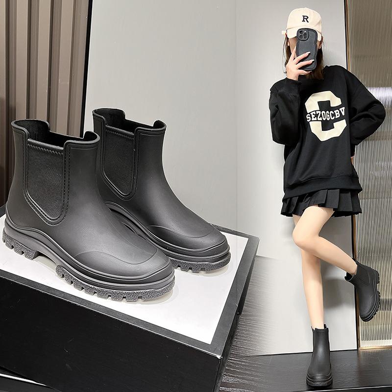 Fashion short rain shoes women's versatile rain boots Martin boots non-slip water boots rain boots adult overshoes work shoes