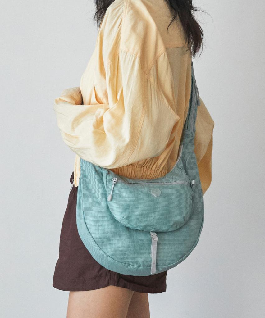 Fennec Airy Sling Bag - Mint