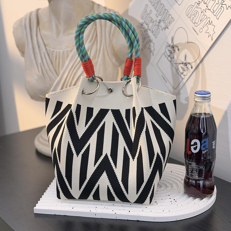 Market general knitted ring buckle bag portable work out large capacity handbag commuting small square bag storage bag