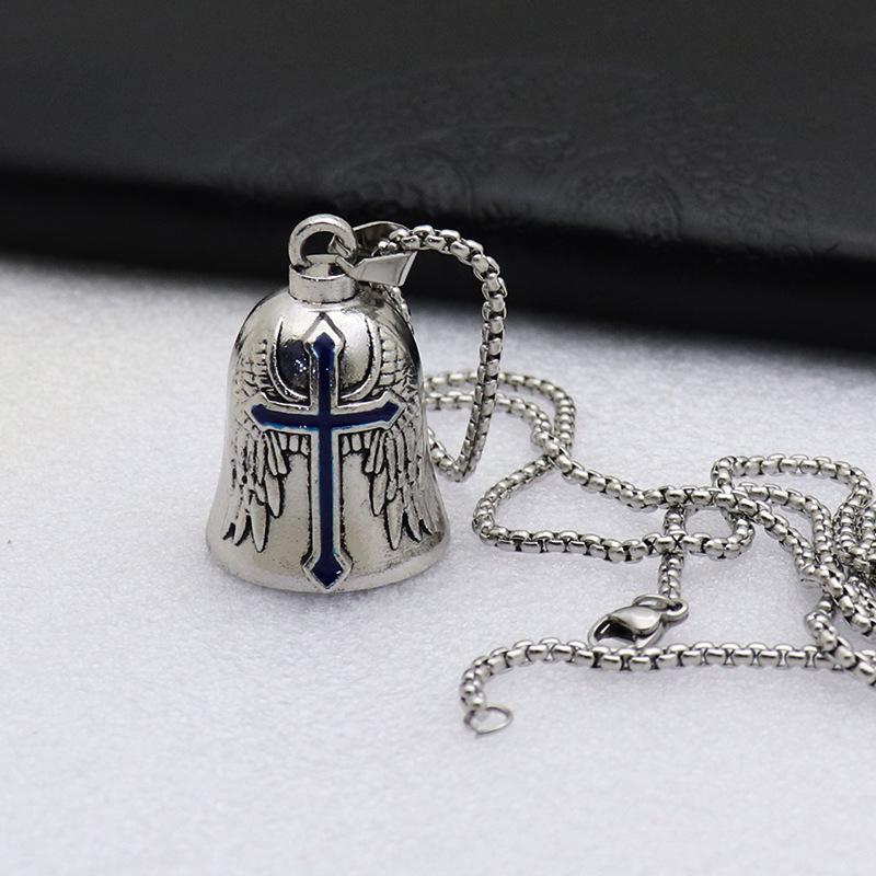 Retro Metal Jewelry Keychain with Bell Pendant - Car and Bag Decoration