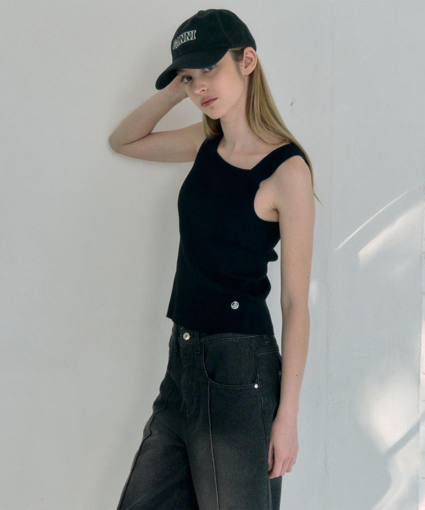 JUCYJUDY Asymmetrical Sleeveless Knit Jzkt321C