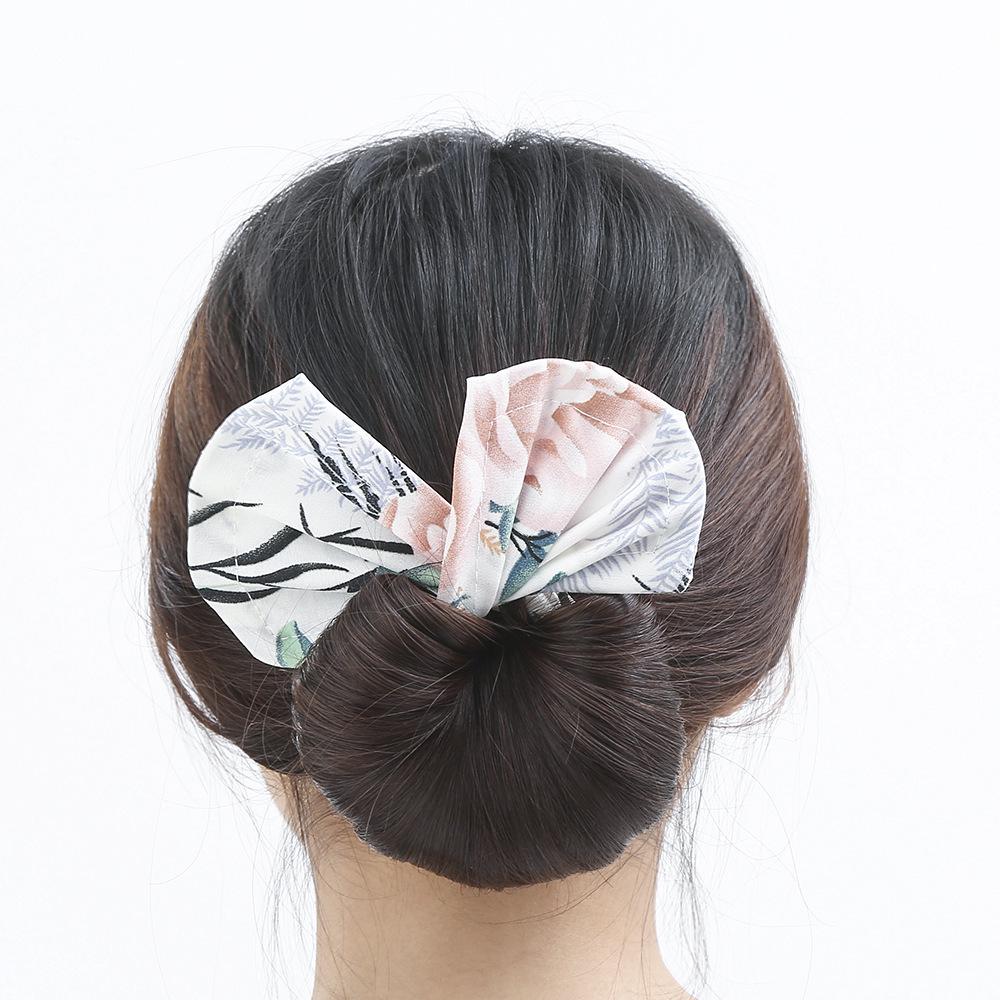 Trendiges Faules Hochsteck-Drehwerkzeug: Drehendes Dutt-Stirnband