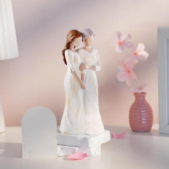 Mother Daughter Figurine Resin Hugging Mother And Daughter Statue Hand-Painted Sculpture for Home Decor Mother's Day Birthday Gifts