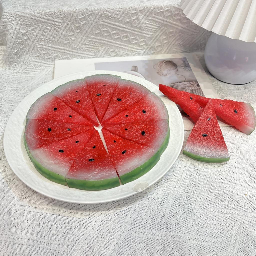 Super realistic simulation of watermelon slices, fake fruit decorations, photography props, scene arrangement, fruit toys
