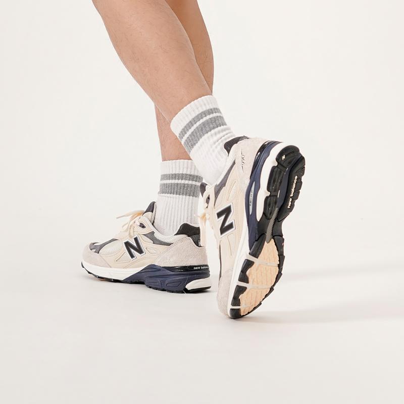 New Balance X Teddy Santis 990 V3 'Moonbeam' Sneakers Sneakers M990AD3