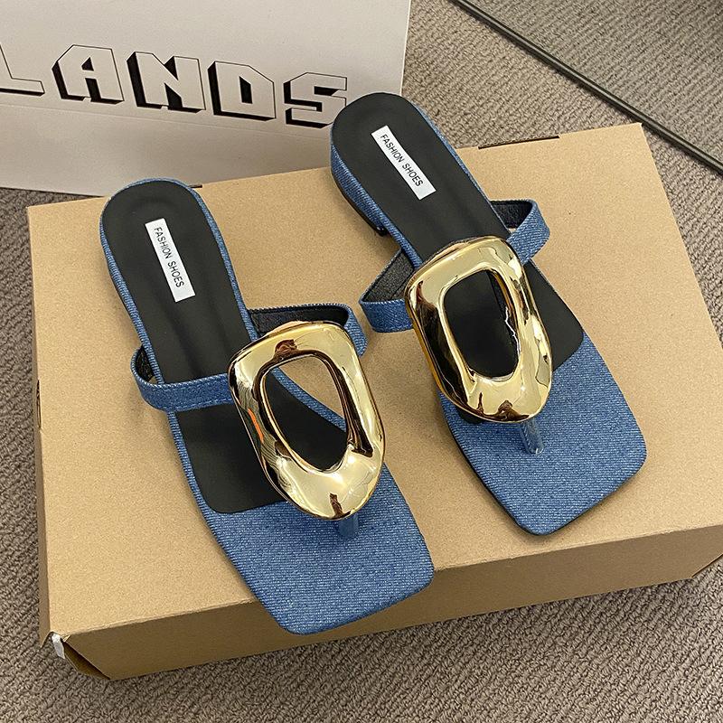 Niche Metal Square Buckle Foot Slippers Women's Summer Wear New Flat-bottomed Casual Square Toe Cold Slippers