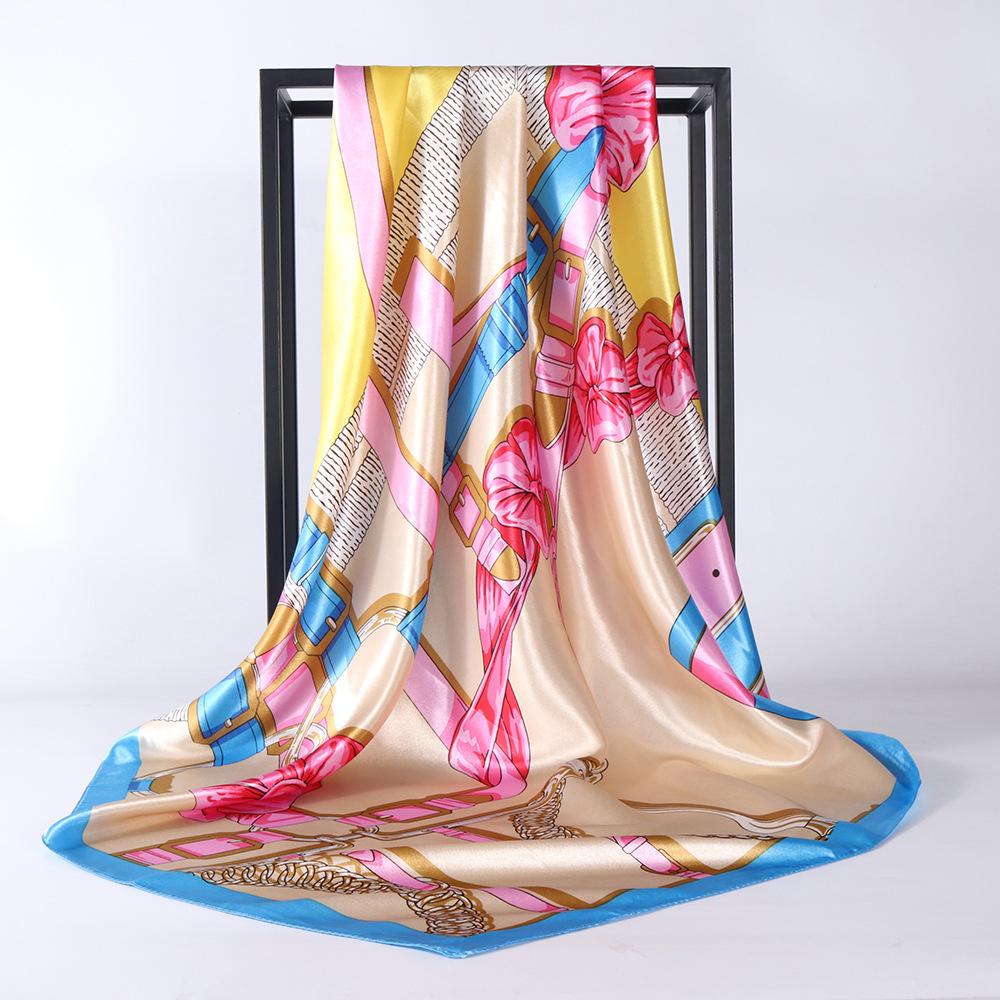 Høykvalitets luksuriøst silkeskjerf pannebånd Skjerf Halsskjerf For kvinner Kjede Silkeskjerf Dekorativt sjal for kvinner