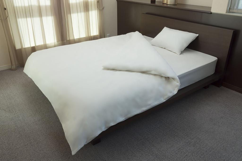 Made In Japan, 200-thread Broadcloth, 100% Cotton, Boxed Bed Sheet, Single Size, Pure White, ILC411000-100