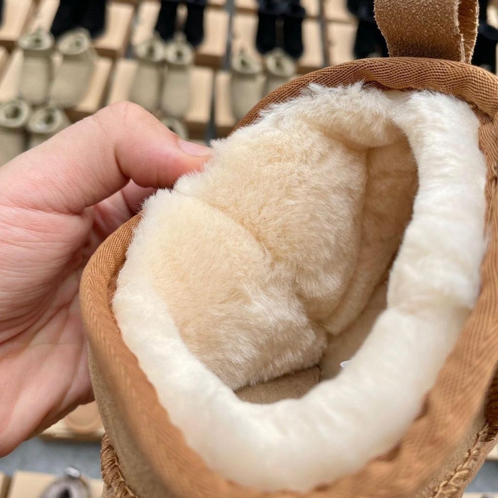 Neue Paar Schneestiefel Stiefel Verdickter Samt Rindsleder Rutschfeste Warme Baumwollschuhe