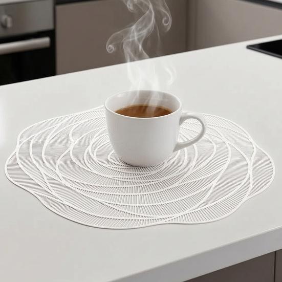Modern Dining Table Accessories Rose Placemat for Table, Non-slip PVC Heat Resistant Mat with Kitchen Protection Mats Pattern, 38cm Washable