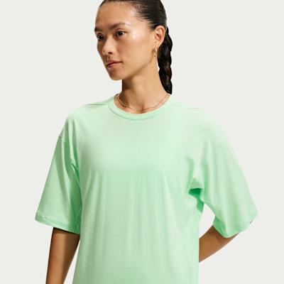 Nike 24.7 T Shirts Women's Green Crew Neck