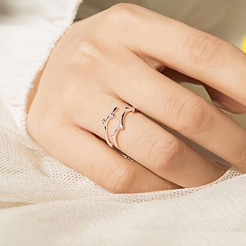 Women's Fashionable Personality Ring Simple Branch Antler Shaped Adjustable Ring for Daily Casual Wear Cute Birthday Christmas Gift