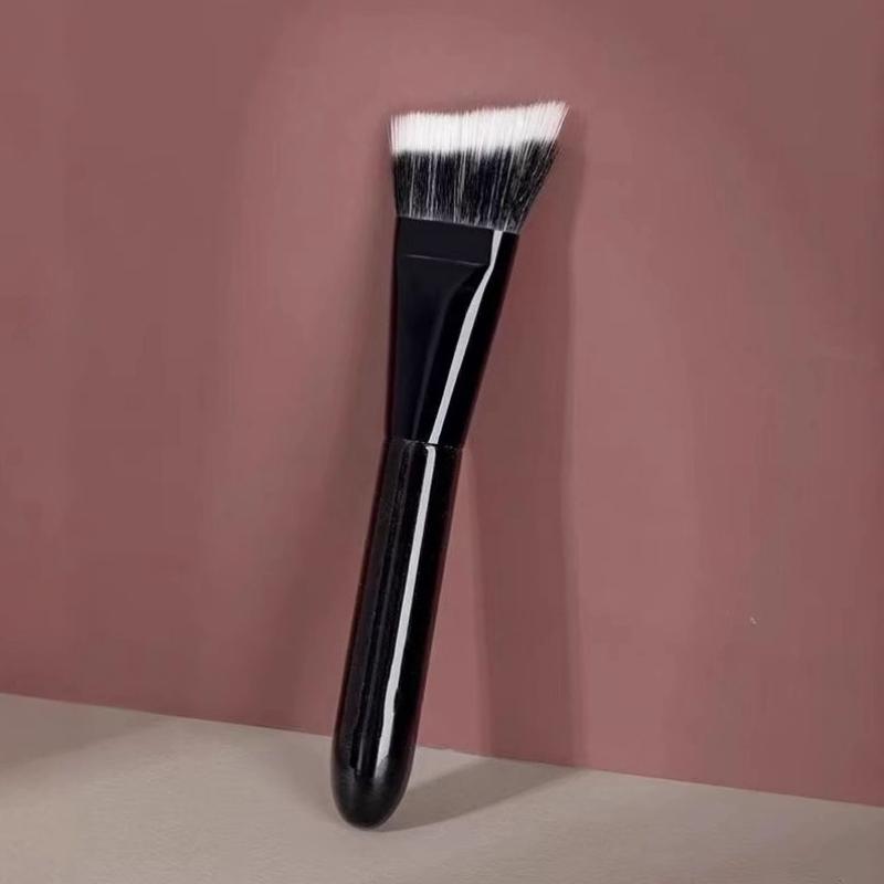 Curved Sculpting Brush Synthetic Face Shaping Contouring Highlighting Makeup Brush