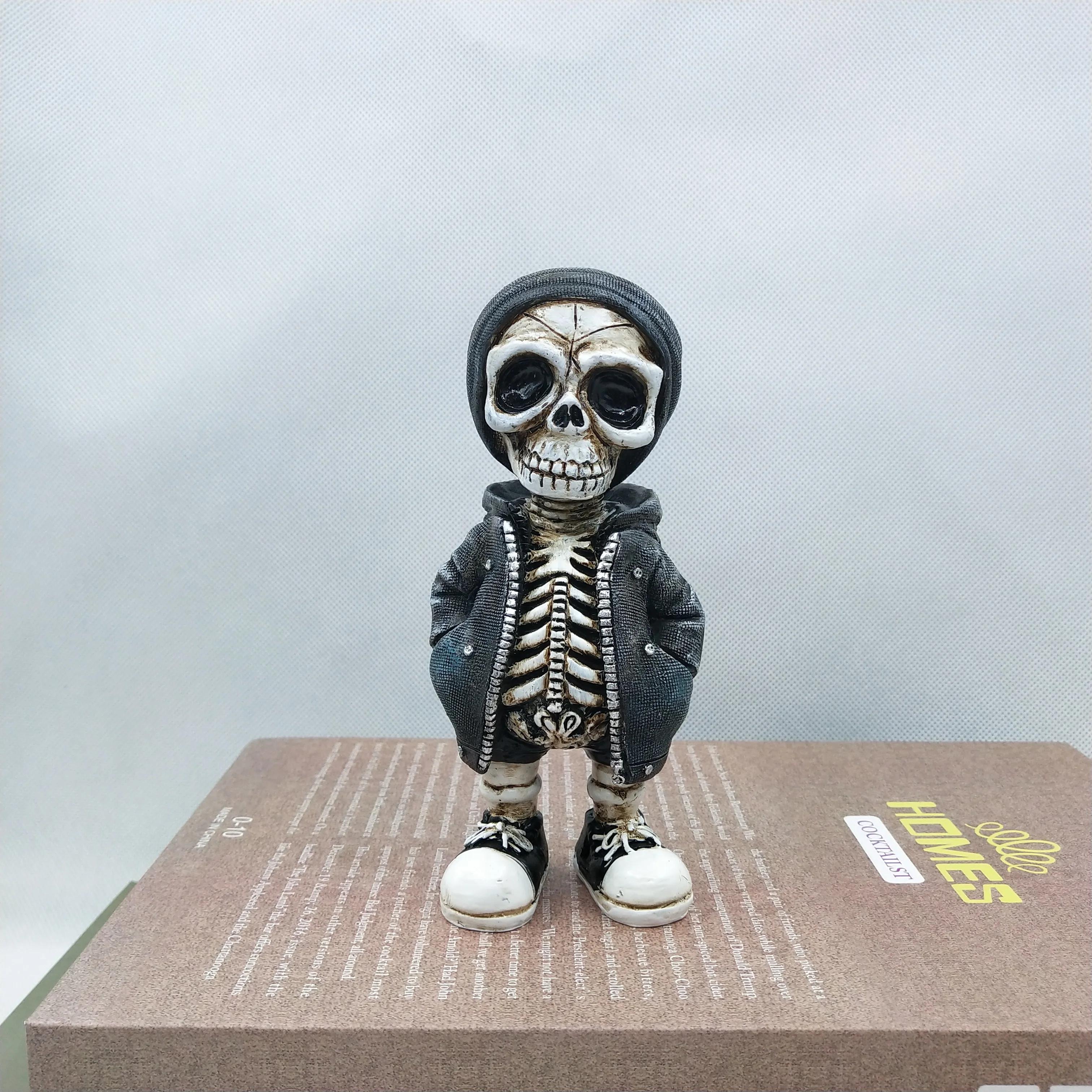 Creative Halloween Atmosphere Skeleton Statue Decoration Miniature Skeleton Sculpture Resin Crafts Halloween Decoration Props