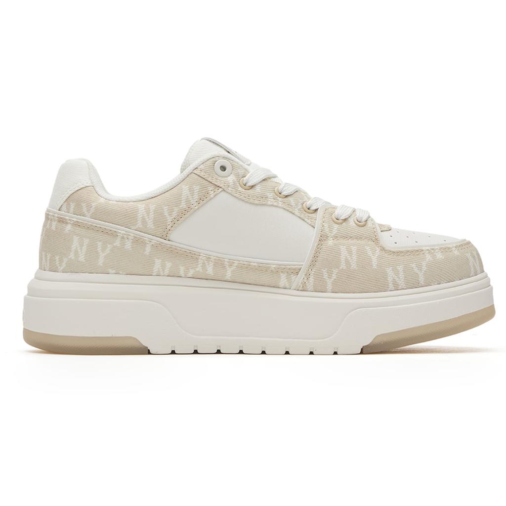 MLB New York Yankees Slip Resistant Abrasion Resistant Low top Skateboard Shoes Unisex Cream 3ASXM016N-50CRS