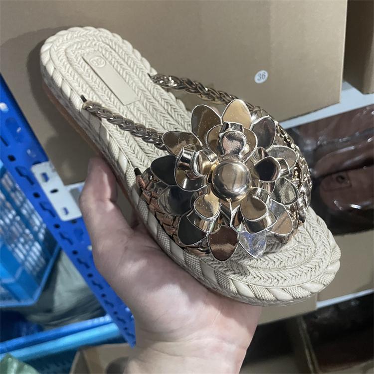 

Женские летние тапочки большого размера на плоской подошве с застежкой, вязаные волнистые тапочки, повседневные цветные шлепанцы, сандалии 36-43 42 золотой