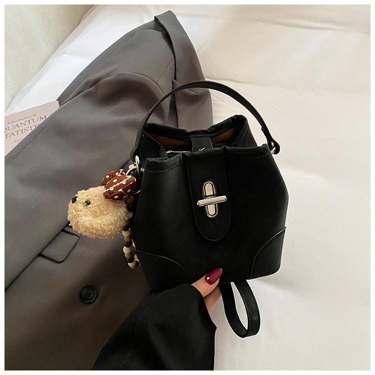High-end Fashion Style Hand-held Shoulder Bag for Commuting and Cross-body Bucket Bag