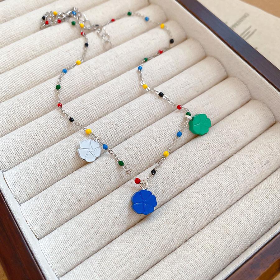 Retro Irregular Bow & Heart Tassel Necklace - Cool Versatile Clavicle Chain for Autumn & Winter