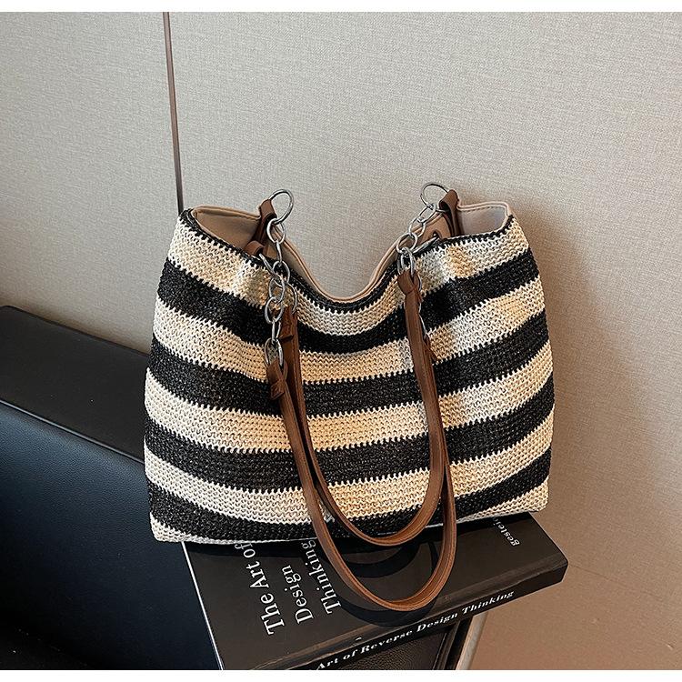 

Autumn contrasting striped woven bag large capacity shoulder underarm bag casual tote bag messenger bag чорний