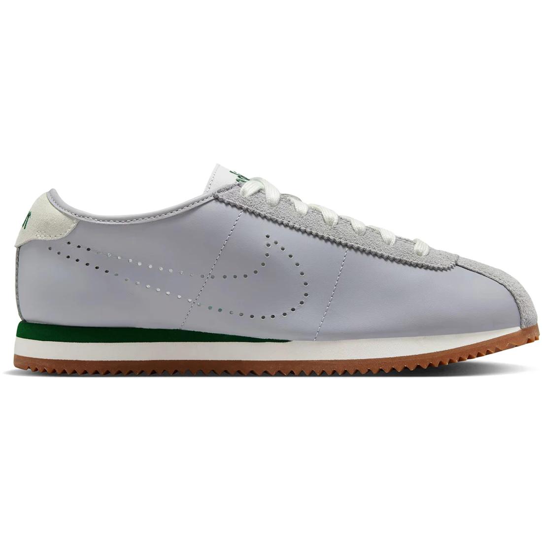 

Sneaker Nike Cortez Wolf Grey Perforated Swoosh (Women s)(HQ1841-001) 40