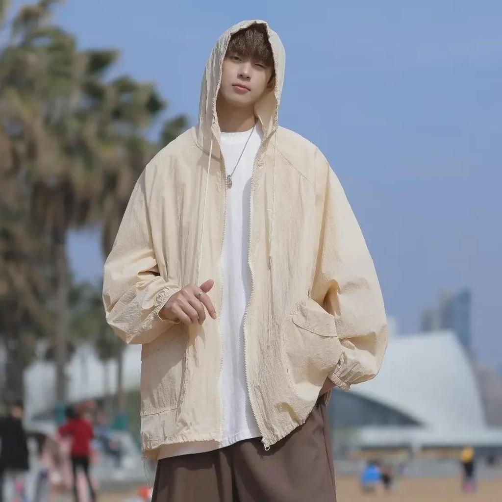 Leichte Sommerjacke mit UV-Schutz für Herren mit Kapuze – trendig, atmungsaktiv und locker geschnitten