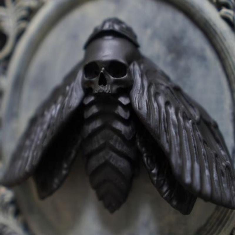 Gothic Art Resin Animal Head Wall Decor Baroque Style Wall Hangings Frame Vintage Bat Wall Sculpture Home Decor Gothic Statue