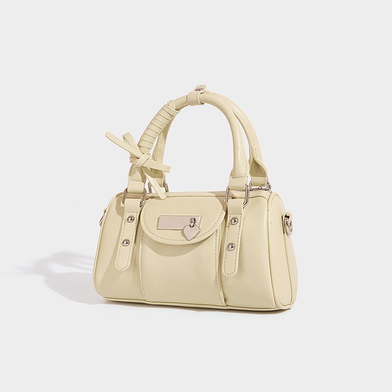 A Niche and High-quality Ballet Bowling Bag with A Sweet and Cool Heart-shaped Bow Bow Crossbody Bag