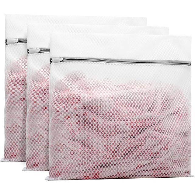 Muchfun 2Pcs Durable Honeycomb Mesh Laundry Bags for Delicates 24 X 24 Inches (2 XX-Large)