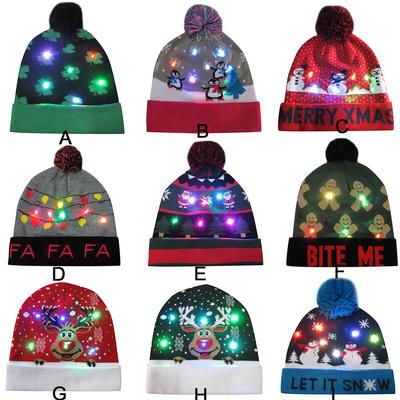 Bunte Frohe Weihnachten LED Licht-up Stricken Hut Haarball Warme Kappe Geschenke 
