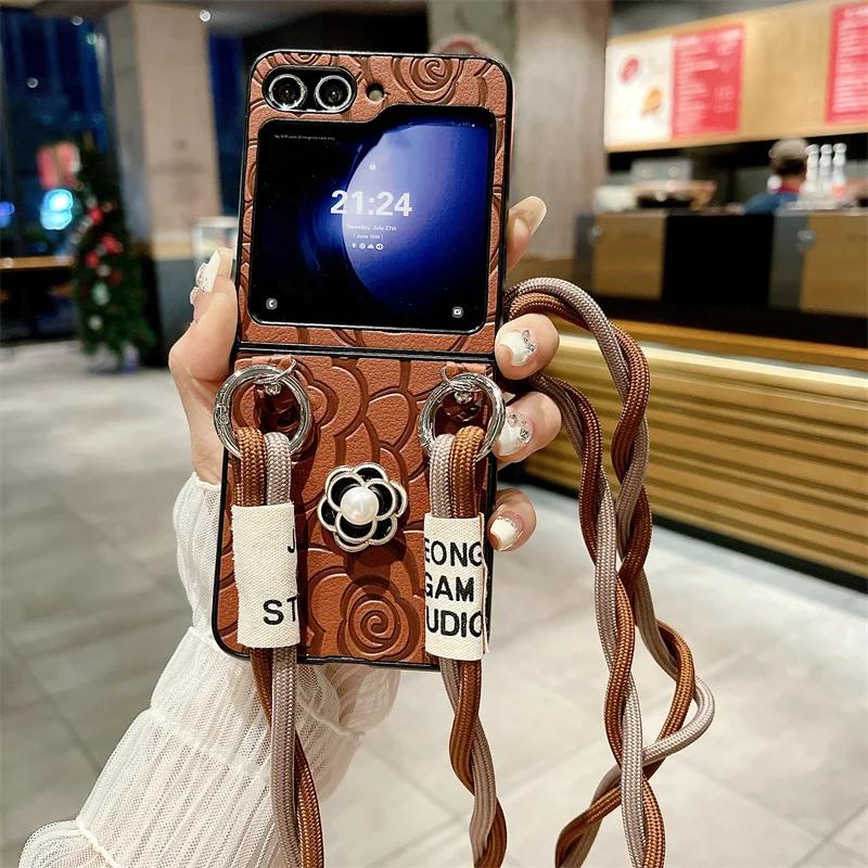 

Чехол для телефона из кожи с цветком через плечо для Samsung Galaxy Z Flip 6 5 4 3 Flip6 Flip5 Flip4 Flip3 5G, прочный противоударный чехол Galaxy Z Flip6