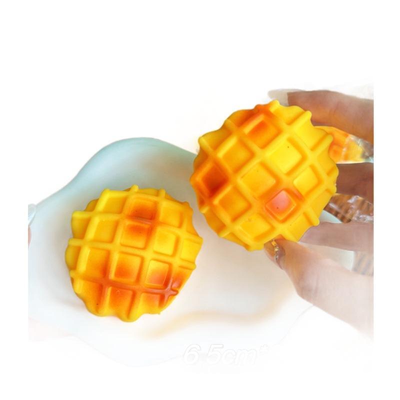 Mini Steamed Bread Squeeze Toy Realistic Soft Slow Rising Stress Relief Toy For Office Desk Relaxation