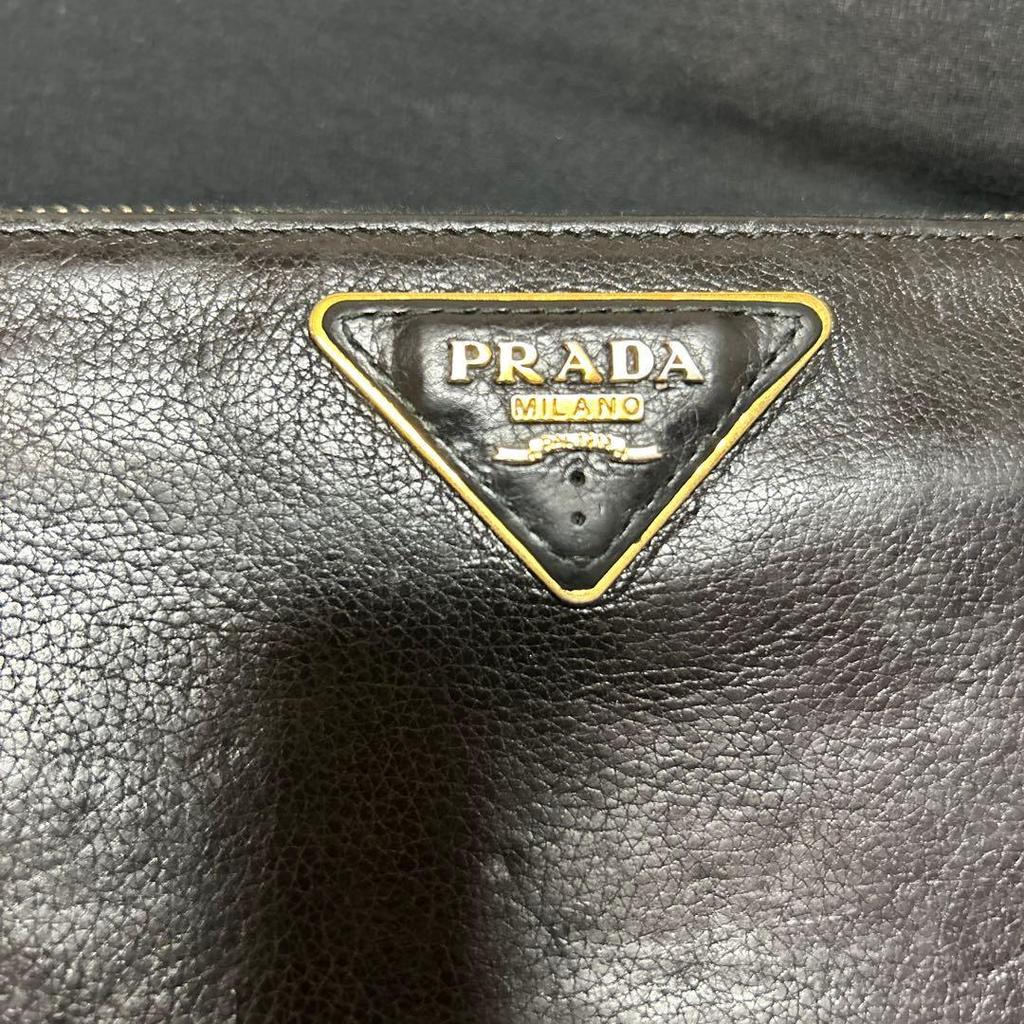 Used PRADA Round zip long wallet Black