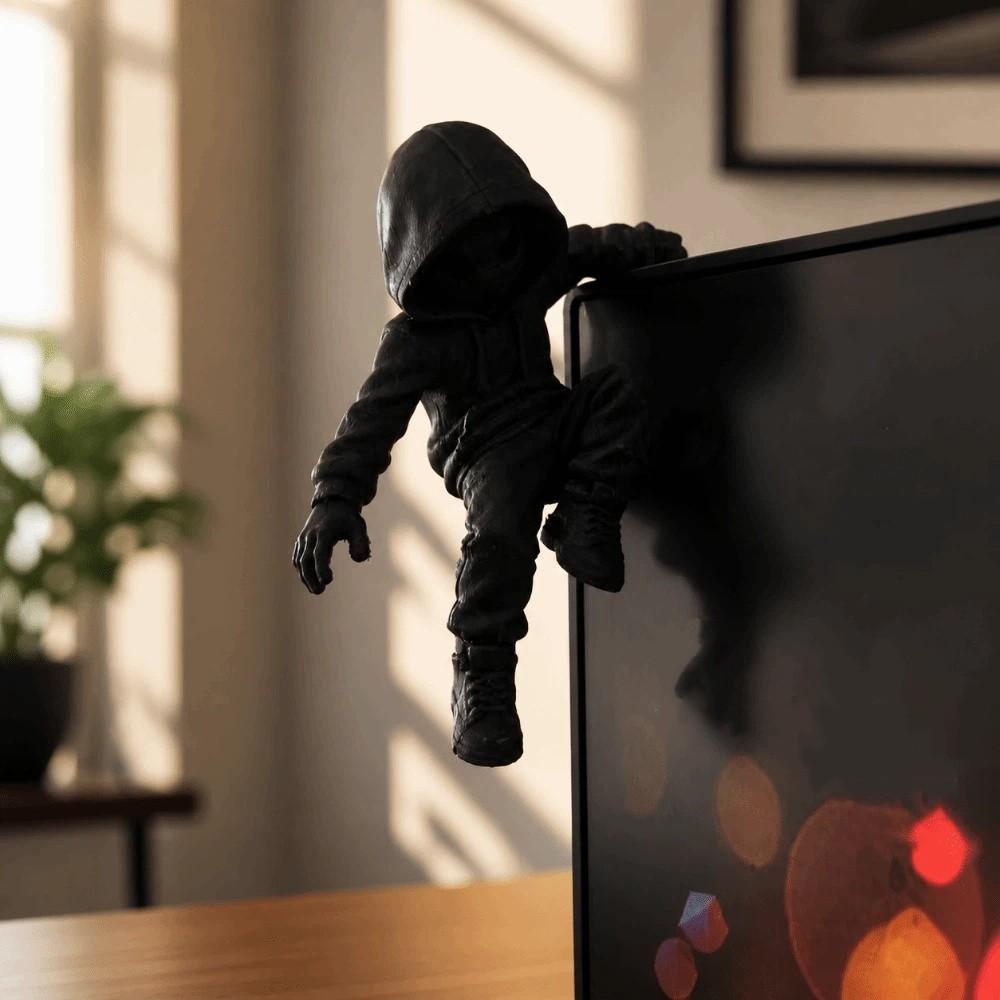 Creative Climbing Ninja Statue 3D Printed Ninja Ornaments Novelty Monitor Top Decor Gaming Room