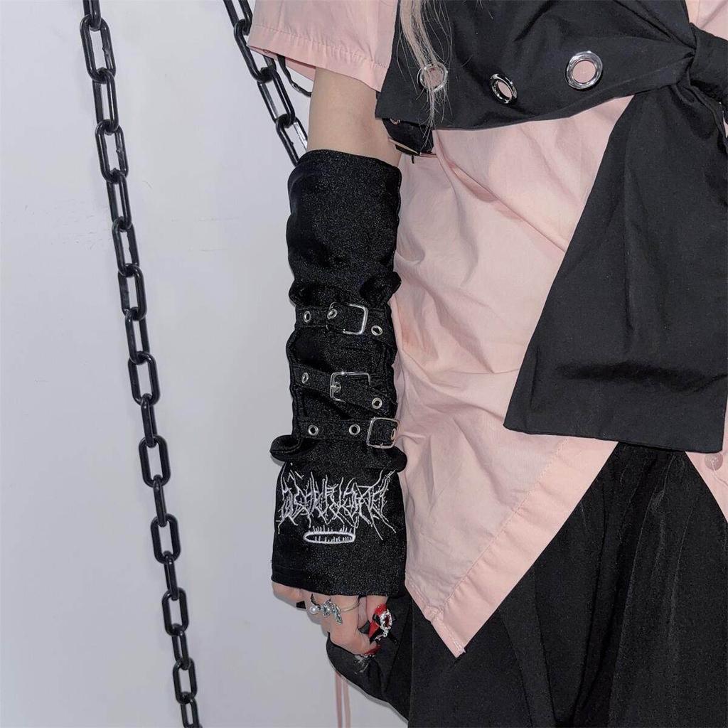 Gothic Embroidered Arm Covers Women Kawaii Japanese Harajuku Goth Half Finger Arm Warmer Y2K Gloves Arm Sleeve for Girls