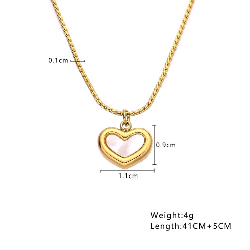 European INS Style 18k Gold Heart-Shaped Collarbone Necklace