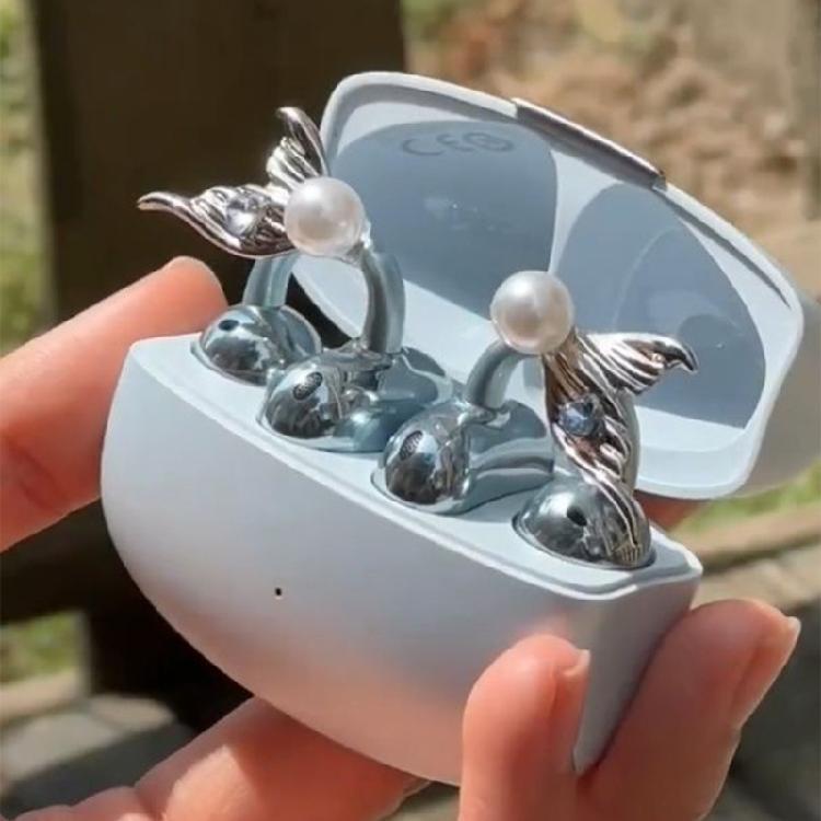Shark Themed Earbud Decors Metal Clip On Charm Ear Clip Universal Compatibility Instantly Attachment For Music Lovers